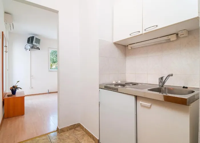 Apartman With Sea View 11