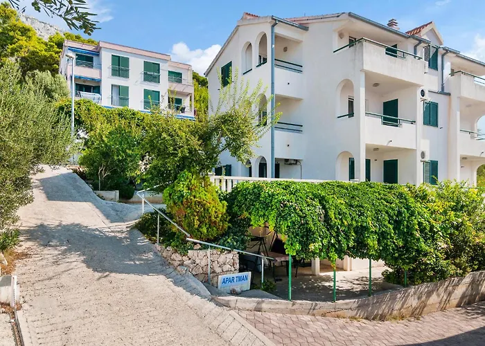 With Sea View 11 Apartman Stanici